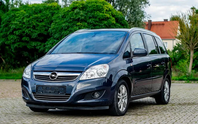 opel zafira Opel Zafira cena 20900 przebieg: 186700, rok produkcji 2010 z Elbląg